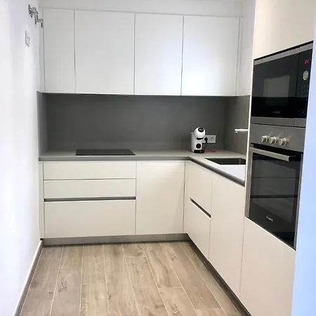 Apartment Pere Rahola - En La Playa De Canyelles Con Vistas Esplendidas - Terraza - Wifi