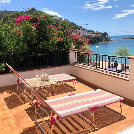 Apartment Pere Rahola - En La Playa De Canyelles Con Vistas Esplendidas - Terraza - Wifi *
