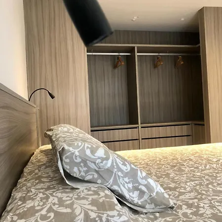 Pere Rahola - En La Playa De Canyelles Con Vistas Esplendidas - Terraza - Wifi Apartamento *
